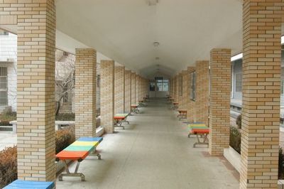 齐鲁石化医院集团中心医院整形美容科走廊