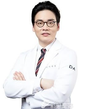 韩国DA整形医院代表院长李相雨