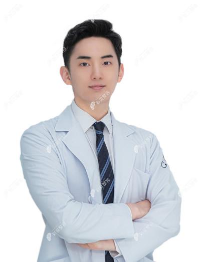 韩国Onlif整形外科尹泰京